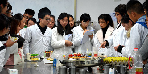 以主題教育為契機(jī) 著力推動教學(xué)科研改革